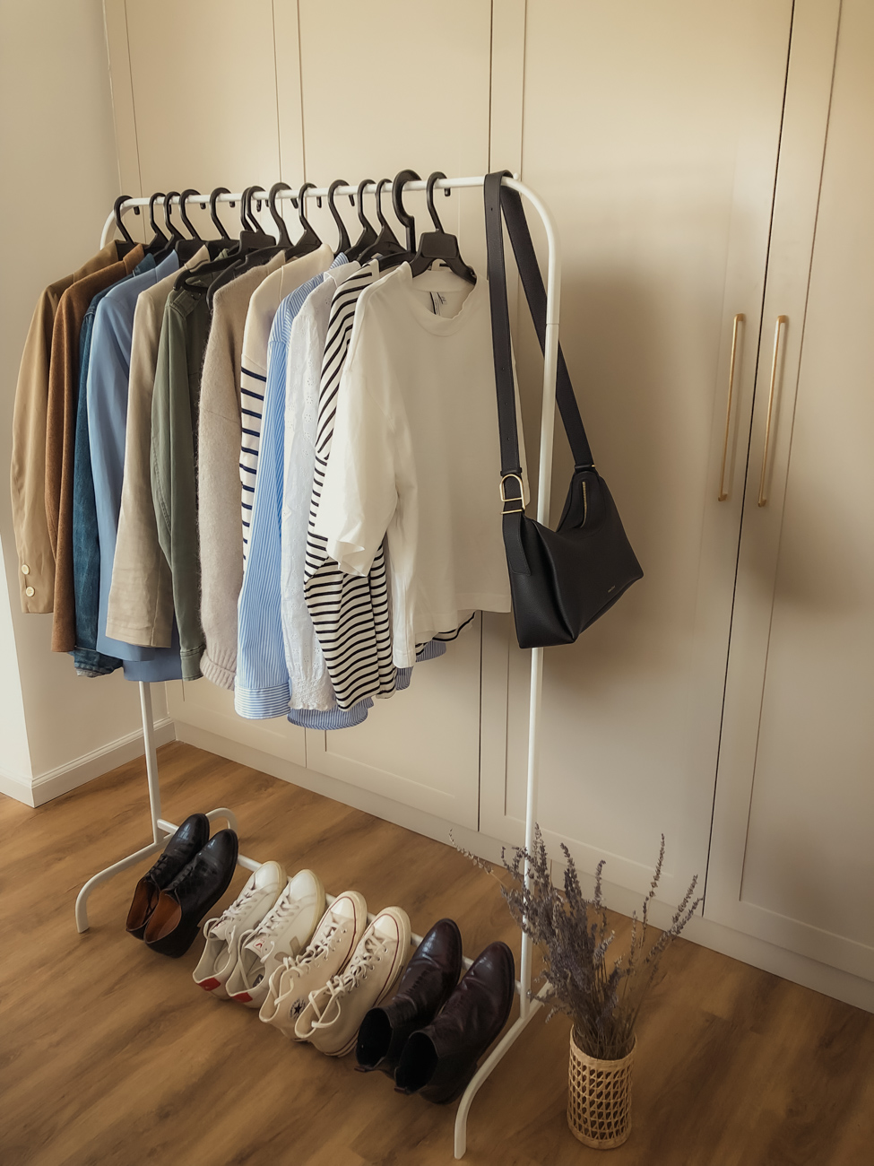 spring capsule wardrobe for 2022